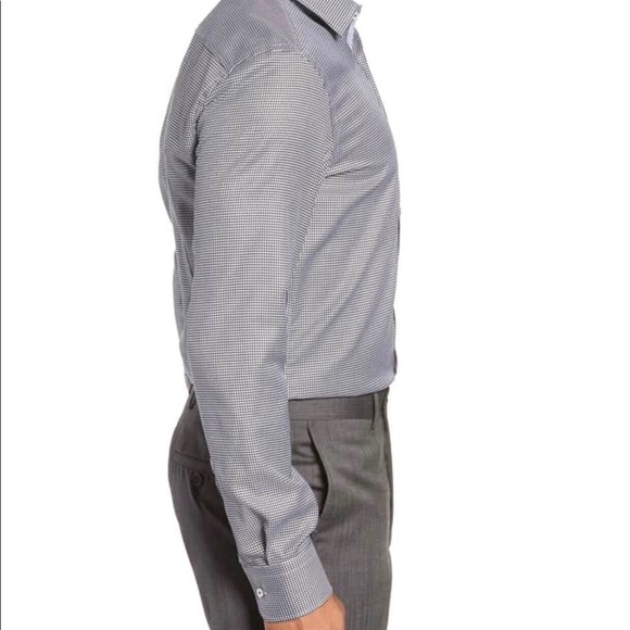 Hugo Boss button down dress shirt - Picture 2 of 5